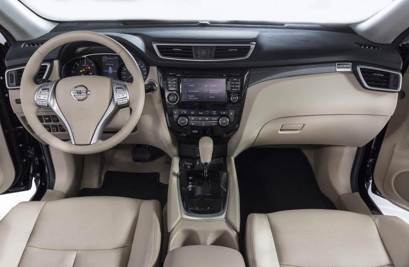 Ниссан х-Трейл 2017 салон бежевый