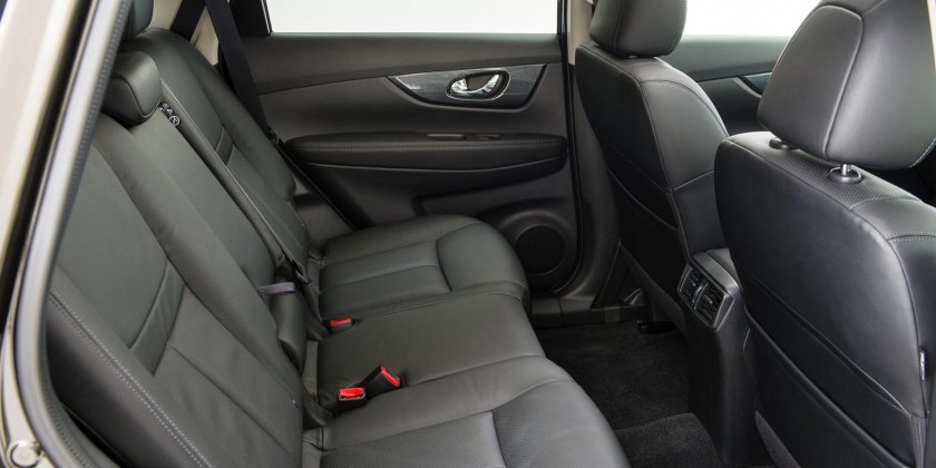 Nissan x-Trail t32 салон сзади