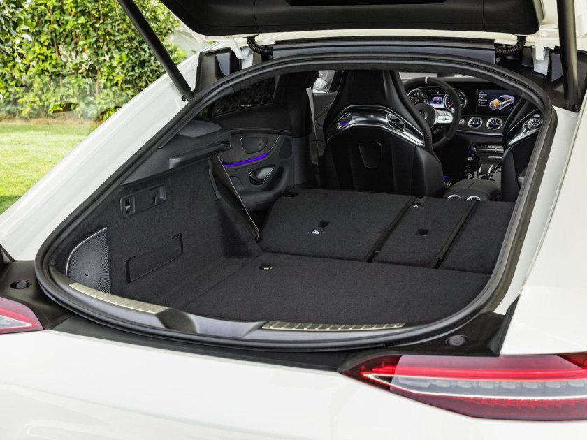 Mercedes Benz gt 63 s багажник