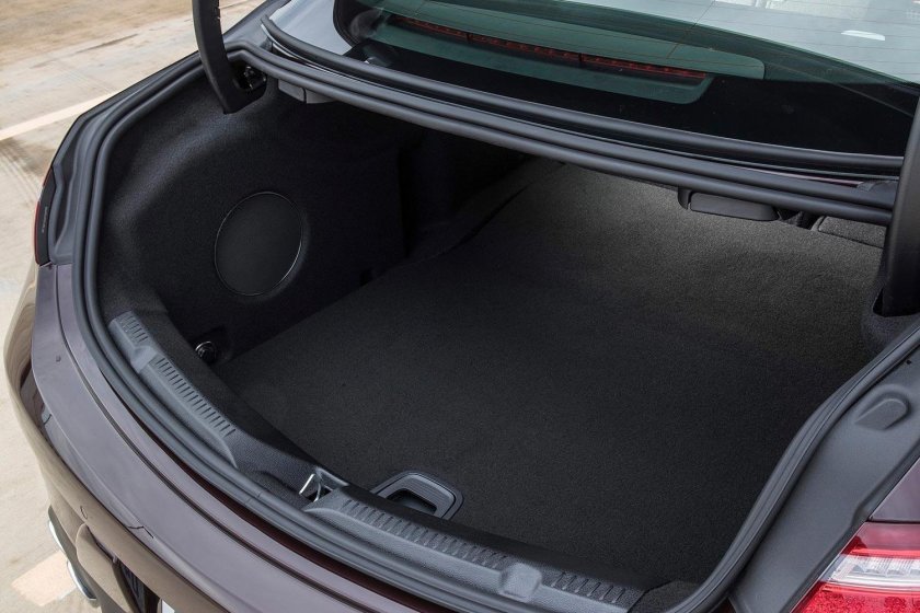 E class купе багажник