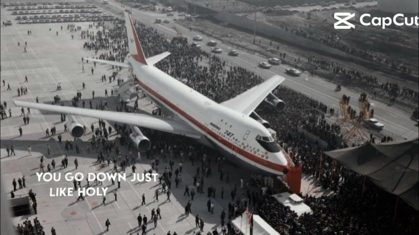 Пассажирский самолет Боинг 747