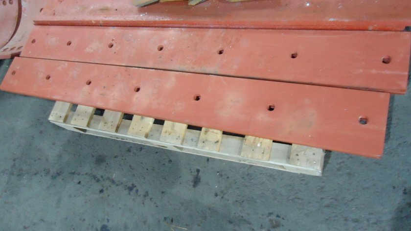 Нож средний грейдерный ДЗ-122, 143, 180 (1820*180*12)