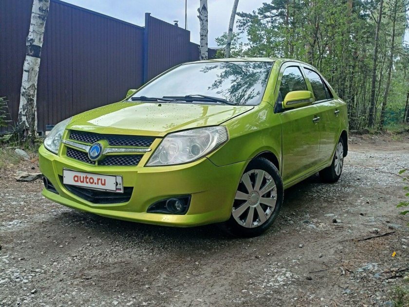 Geely зеленый