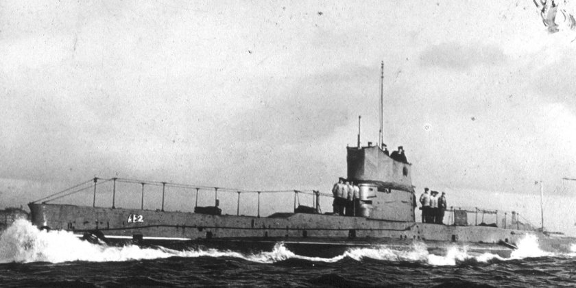 HMAS ae2