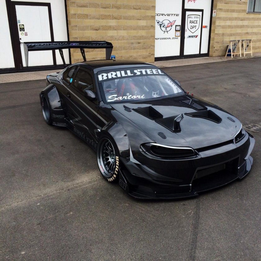 Nissan Silvia s15
