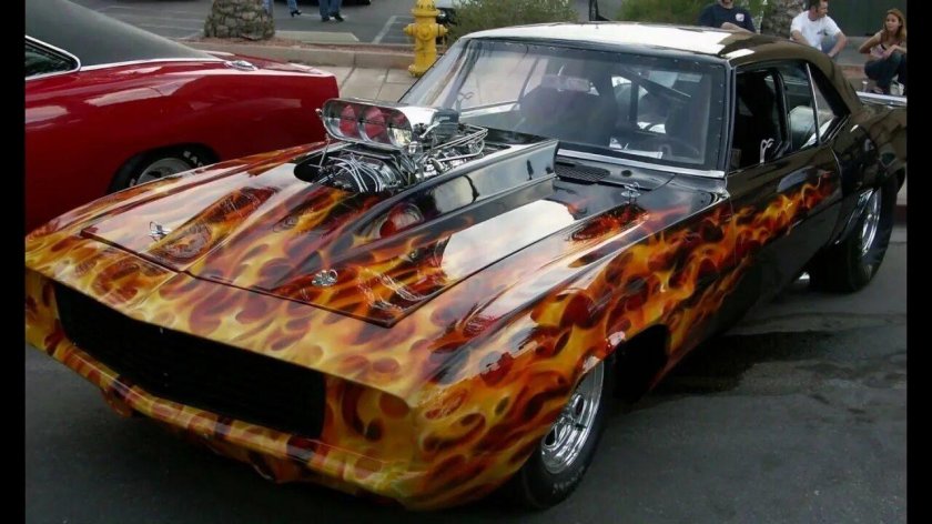 Огненный Шевроле Камаро