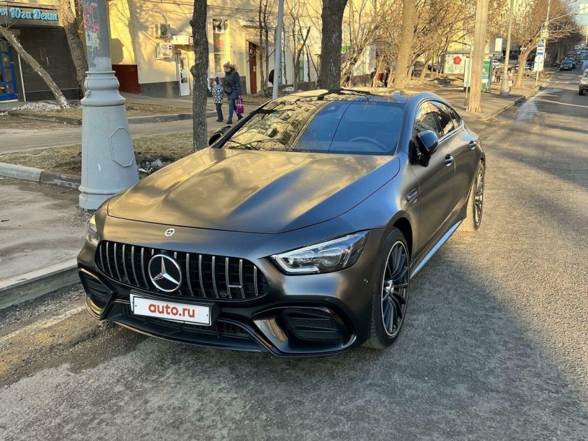 Мерседес лифтбек 2020