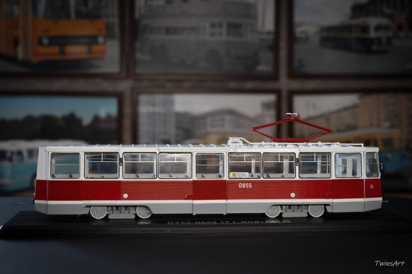 Масштабная модель трамвай КТМ-5