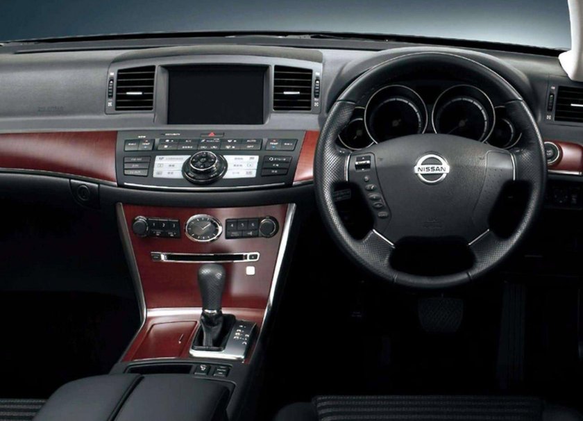 Nissan Fuga 350gt 2005