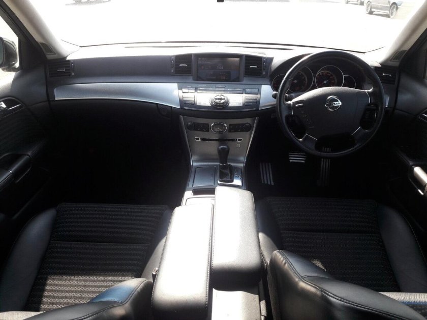 Nissan Fuga 3.5 2006