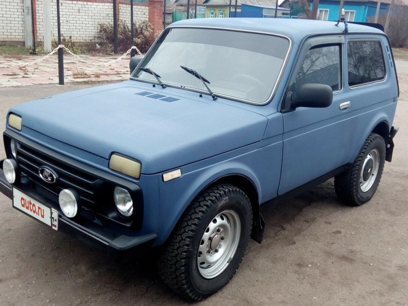 Lada Niva 2003