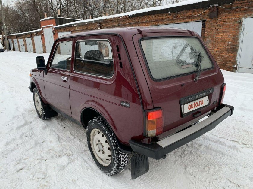 2121 Нива 2003
