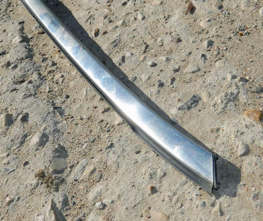 Накладки на задний бампер Калдина 215