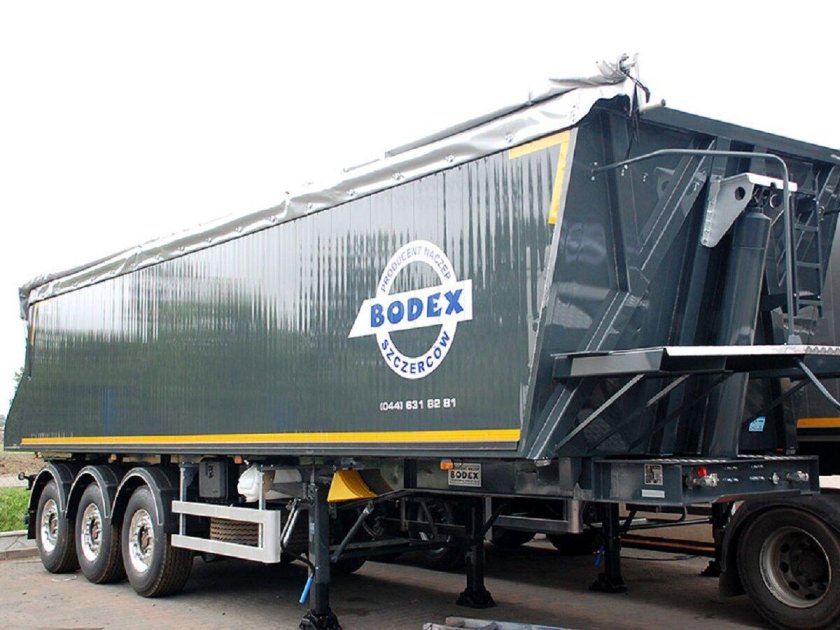 Самосвальный полуприцеп Bodex