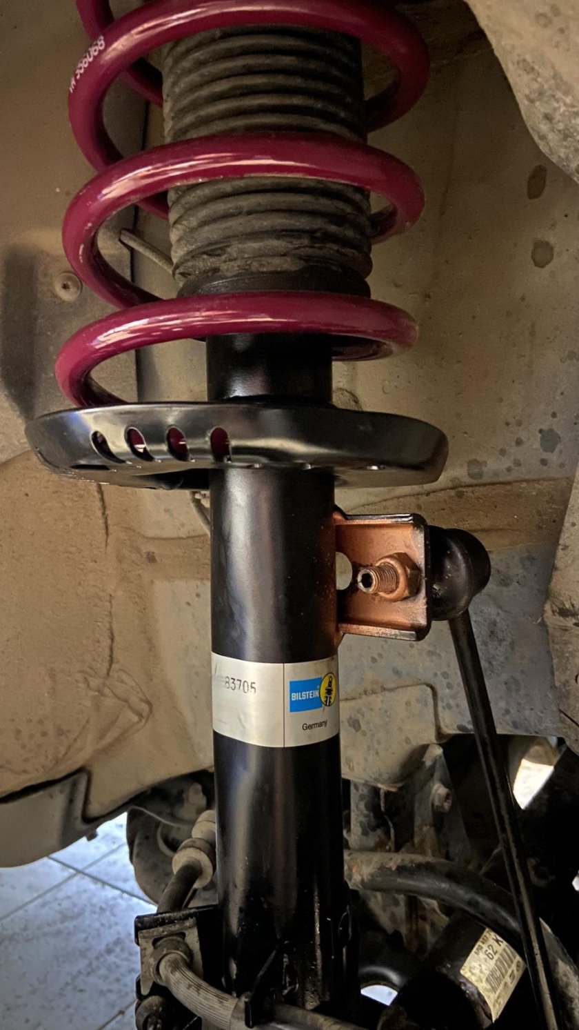 KYB Ultra SR Skoda Rapid