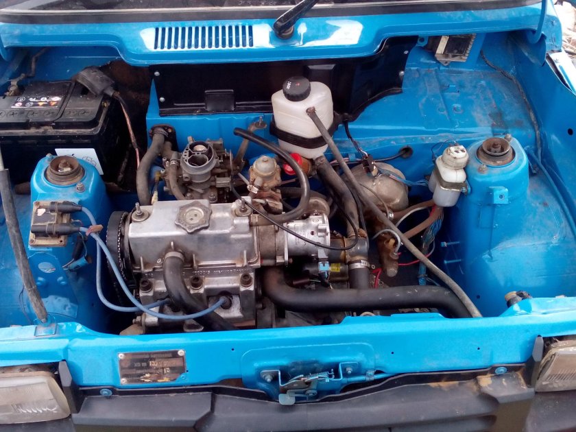 ВАЗ 1111 Ока подкапотка