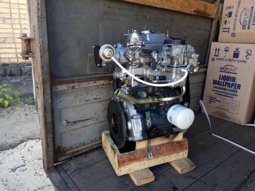 Двигатель Ока 11113