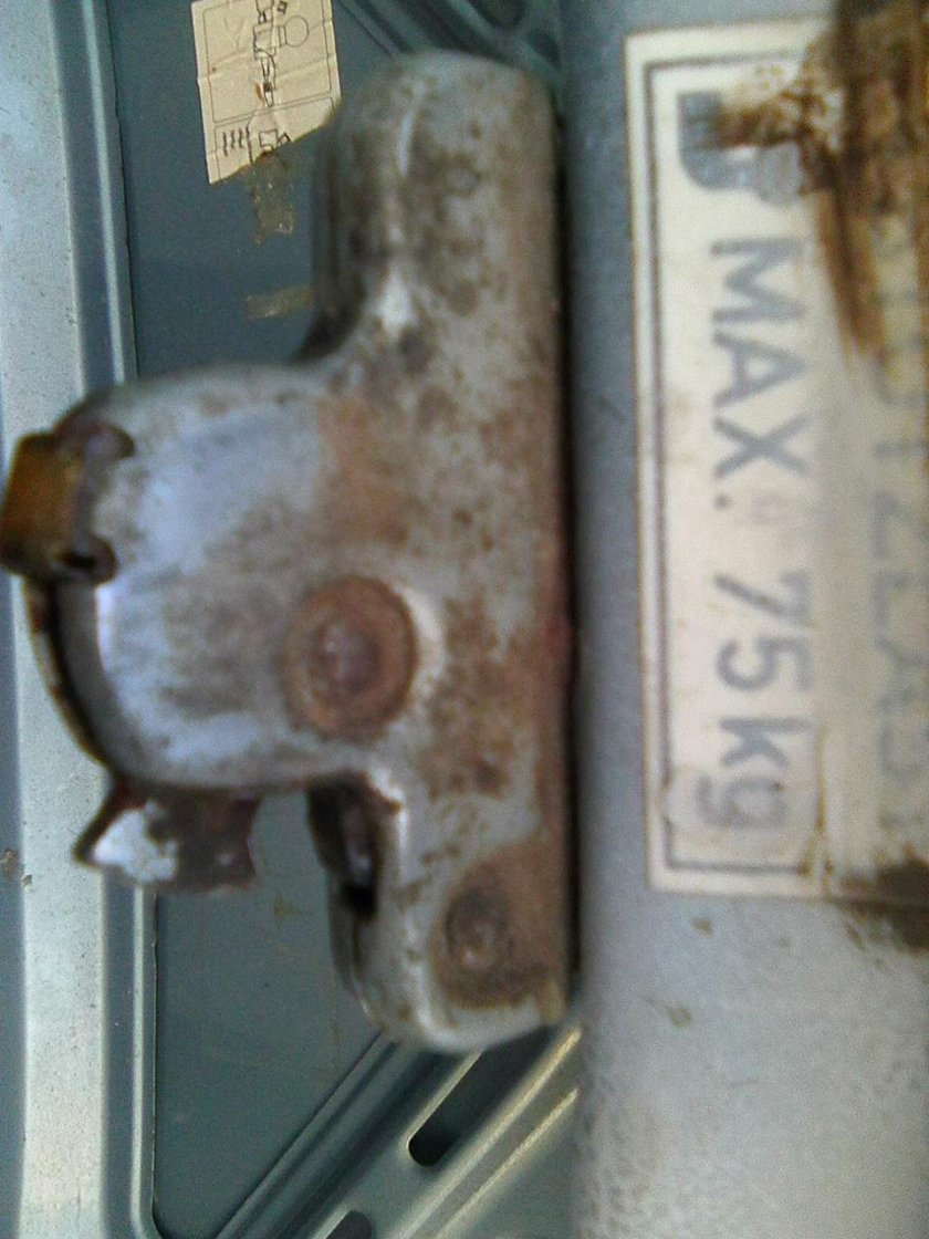 Замок багажника Опель кадет