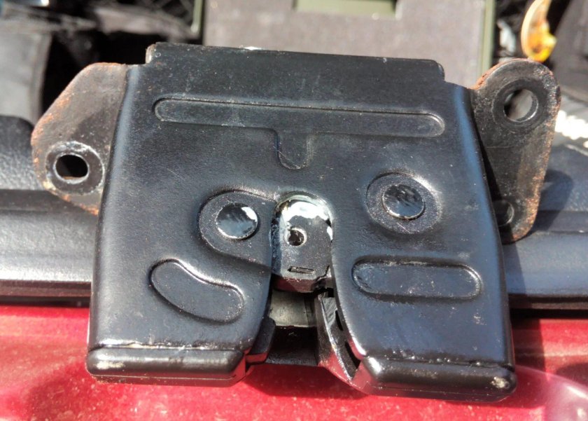 Замок багажника Киа СИД 2008