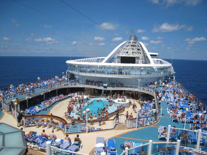 Emerald Princess лайнер