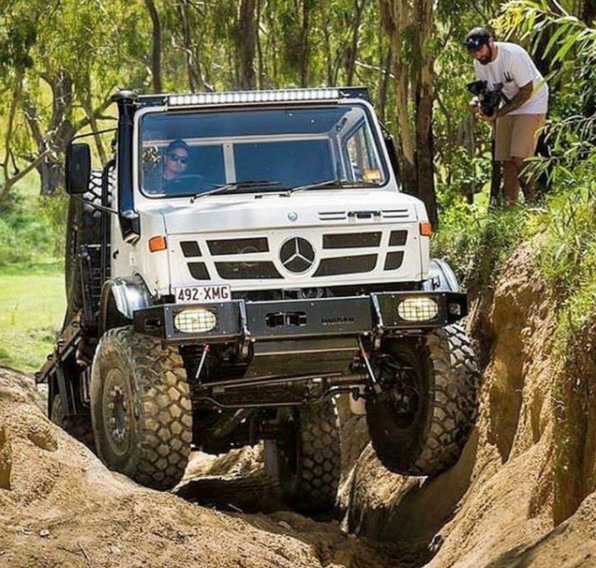 Mercedes Unimog