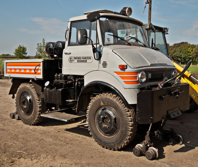 Unimog 406
