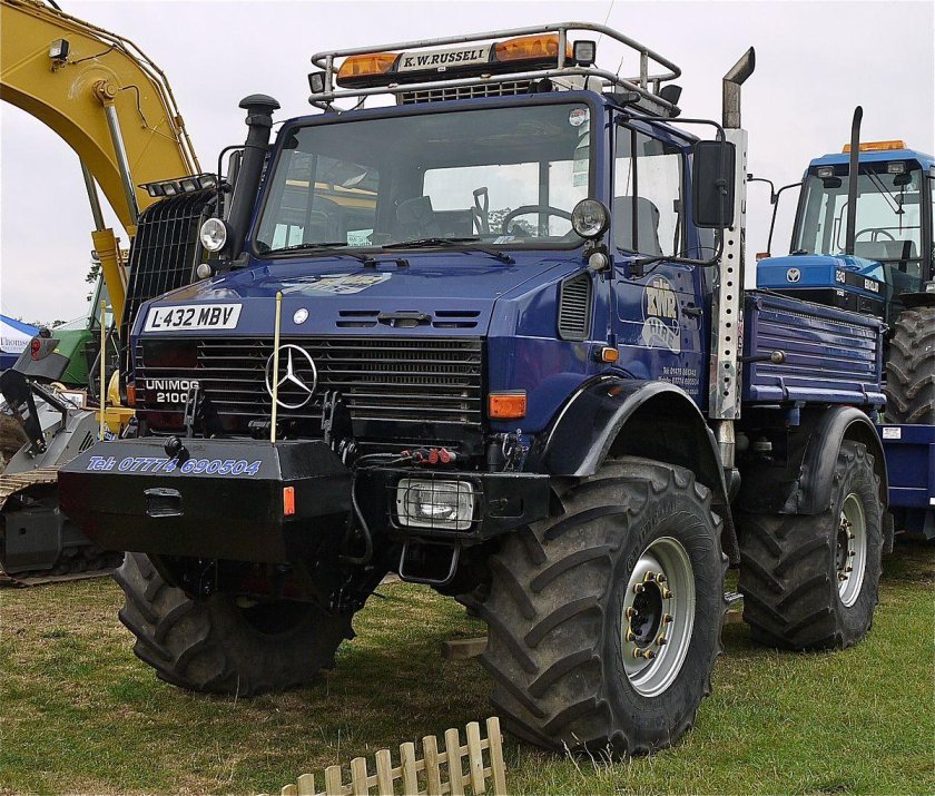 Унимог Мерседес 435