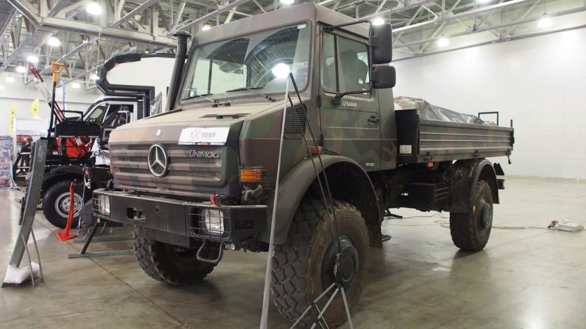 Mercedes Unimog u5000