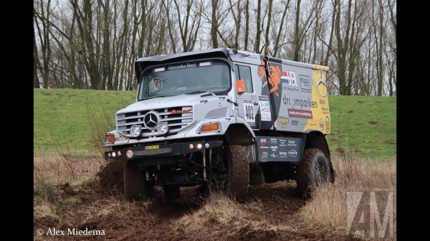 Mercedes Zetros 2021