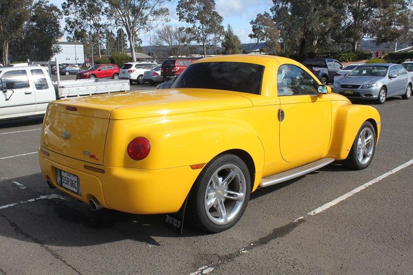 Chevrolet SSR 2003