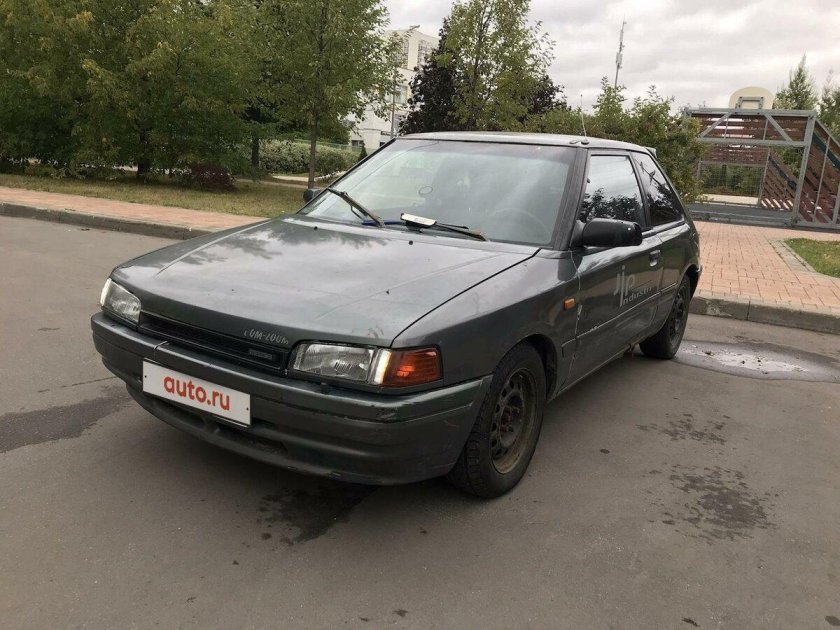 Мазда 323 1993