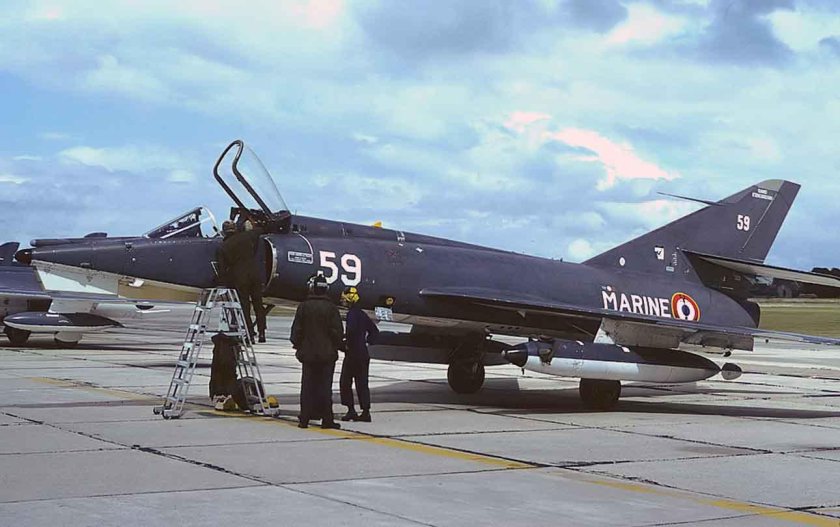 Etendard IVP/IVM