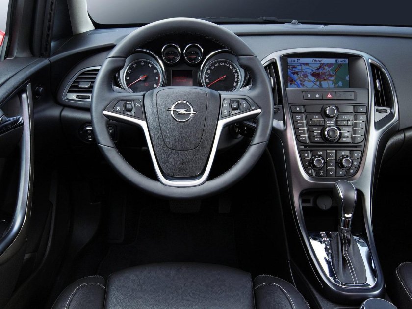 Opel Astra j 2012 салон