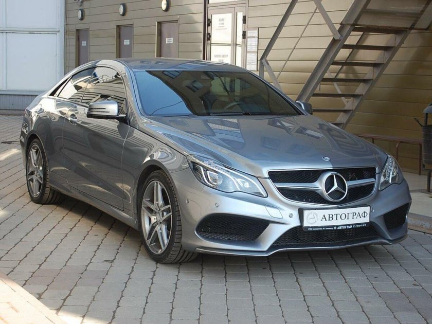 Мерседес Бенц е200 купе