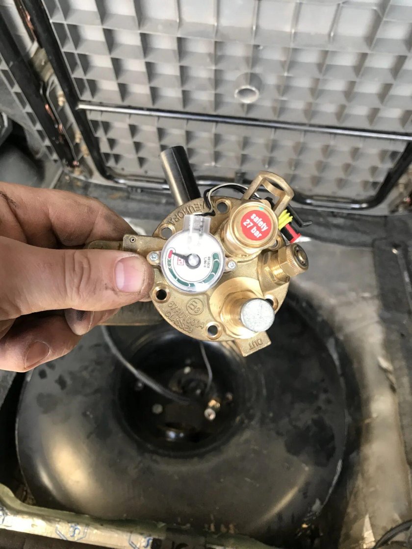 Е60 заправочный разъем ГБО