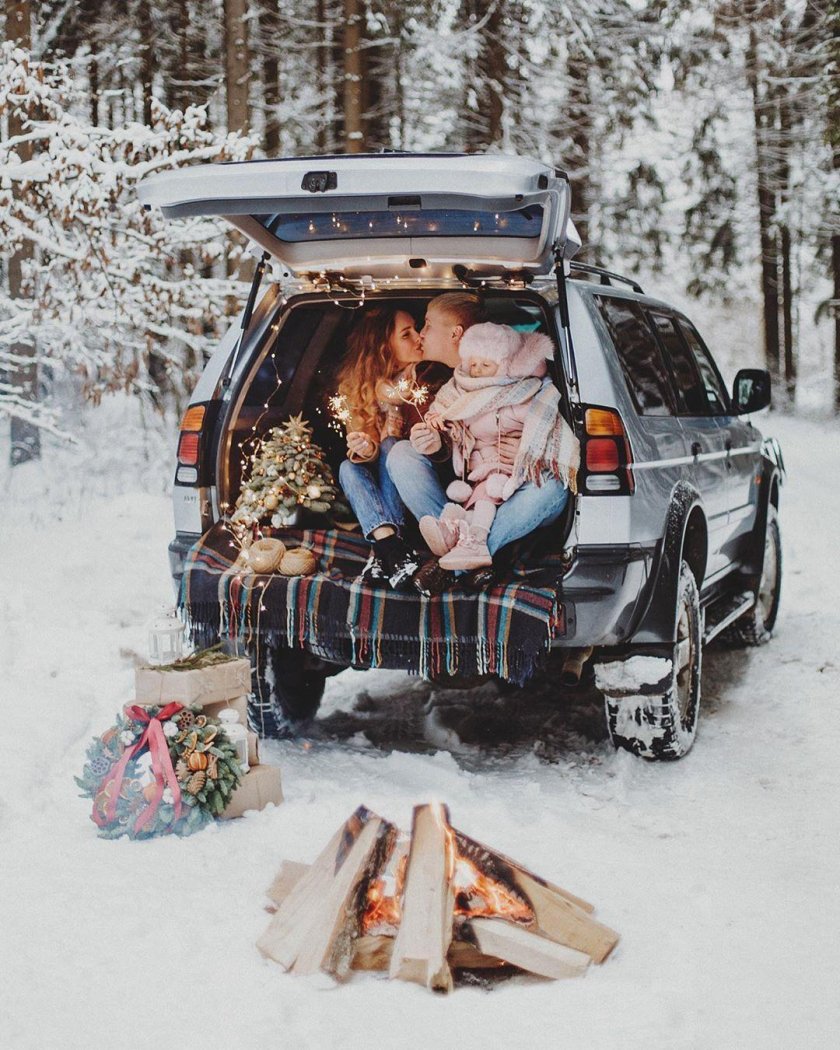 Зимняя фотосессия с машиной