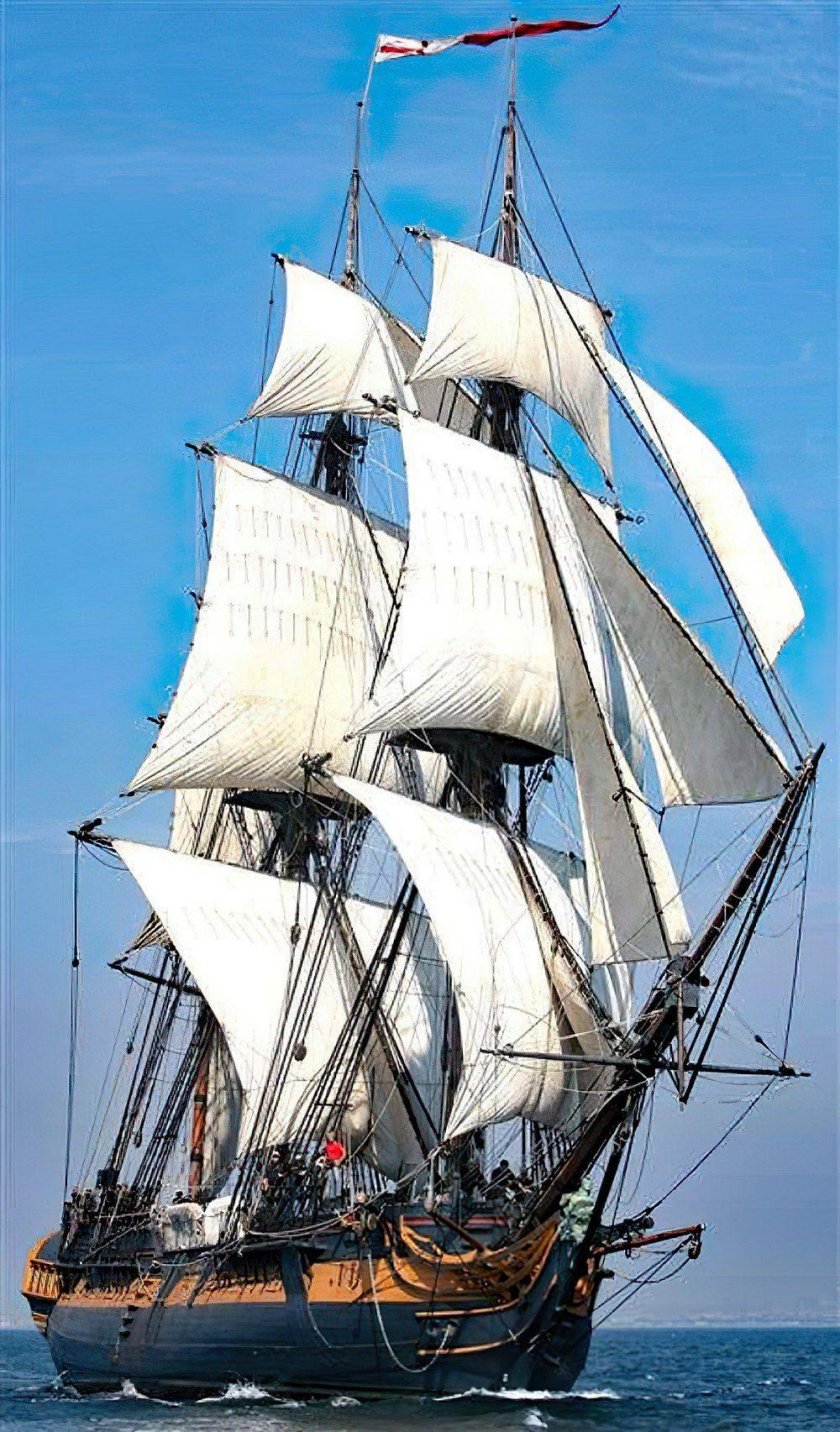 Парусник HMS Surprise