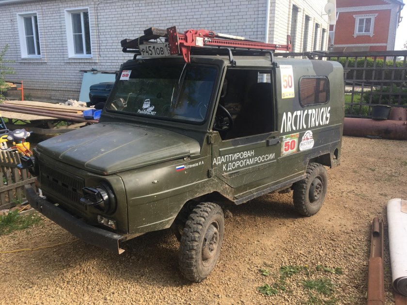 ЛУАЗ 4х4
