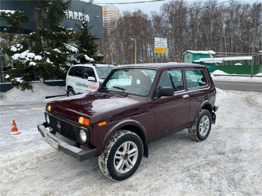 Лада Нива 2013 год