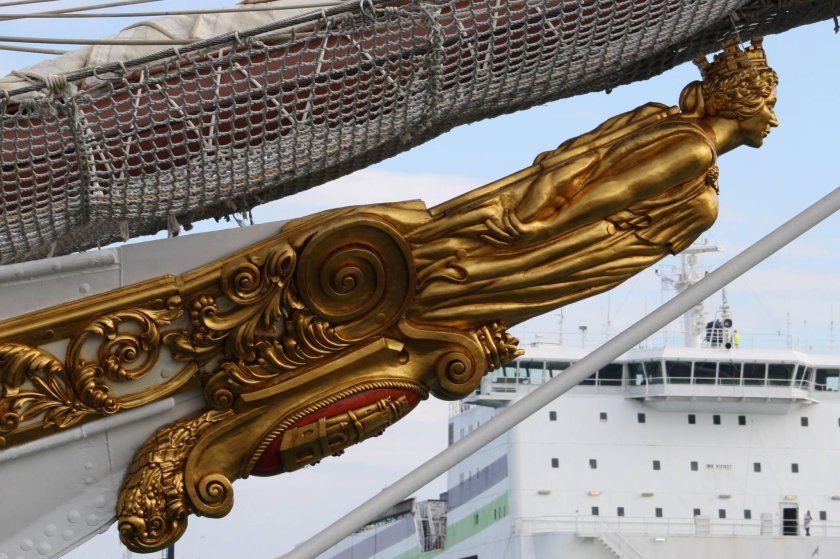 Гальюнная фигура корабля черная Жемчужина