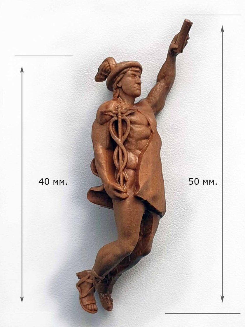 Торс из дерева