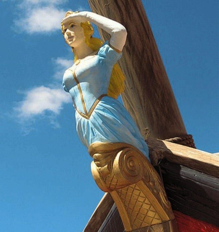 Гальюнная фигура Богини