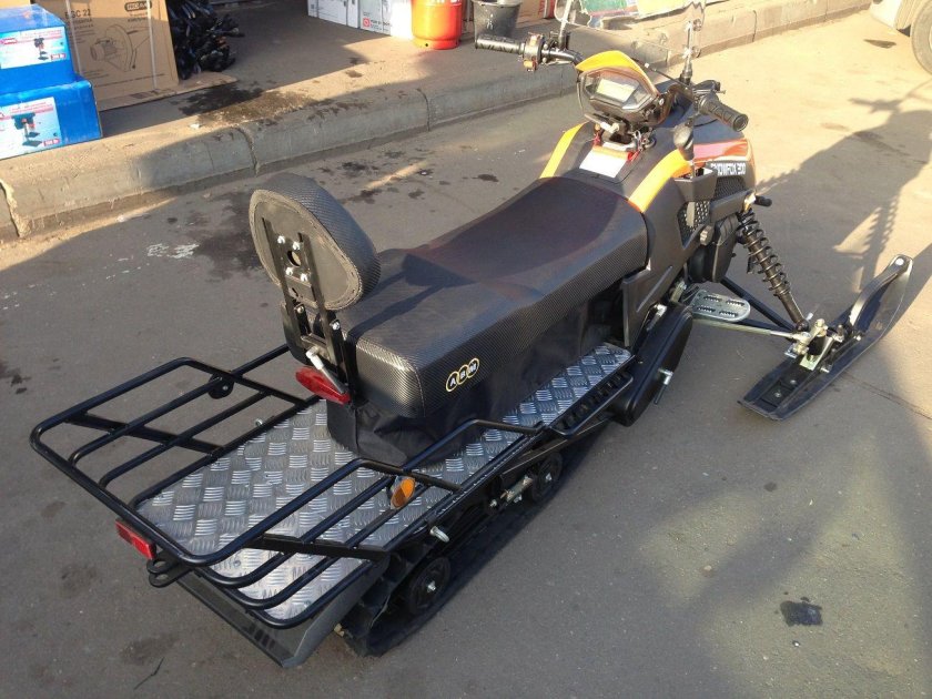 Snow Fox 200 снегоход