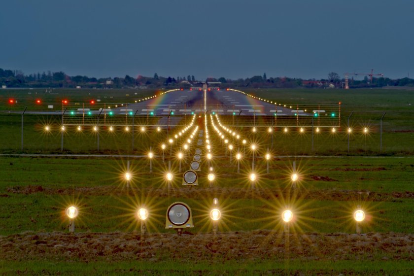 Система светосигнального оборудования (ССО) аэродромов