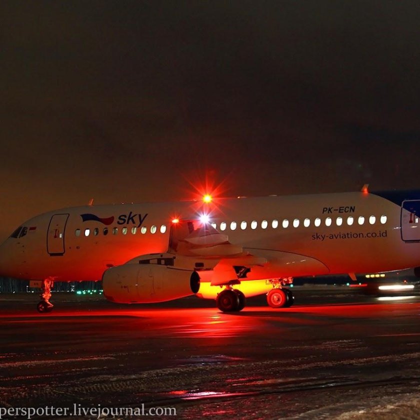 Огни ssj100