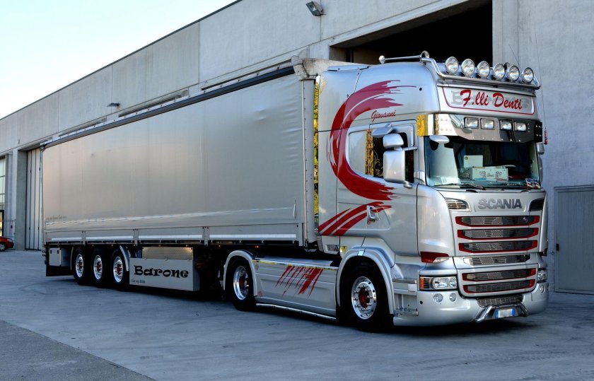 Тягач Скания r500 Топлайн