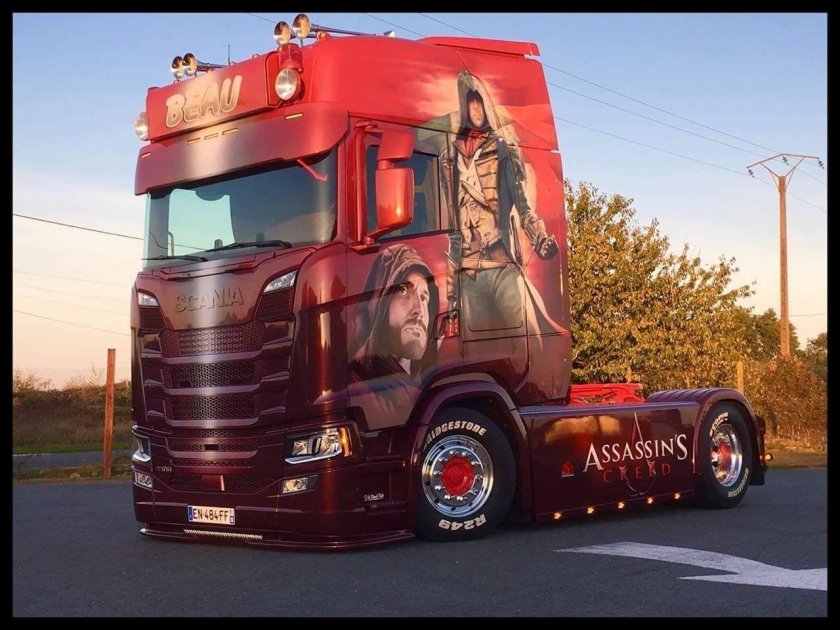 Грузовик Скания s500