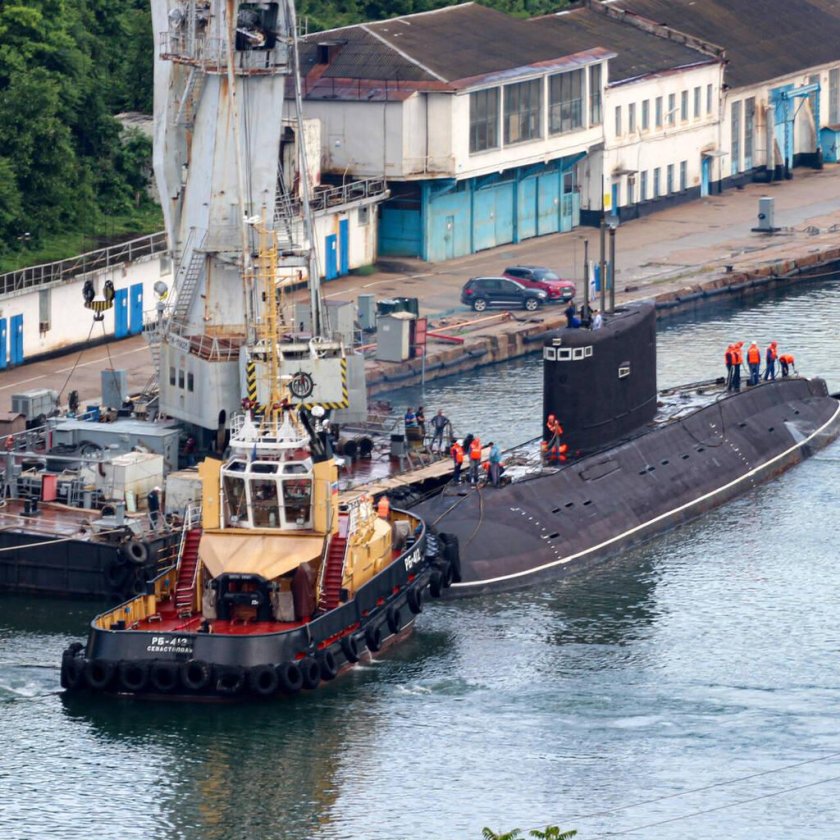 Б-871 «АЛРОСА»