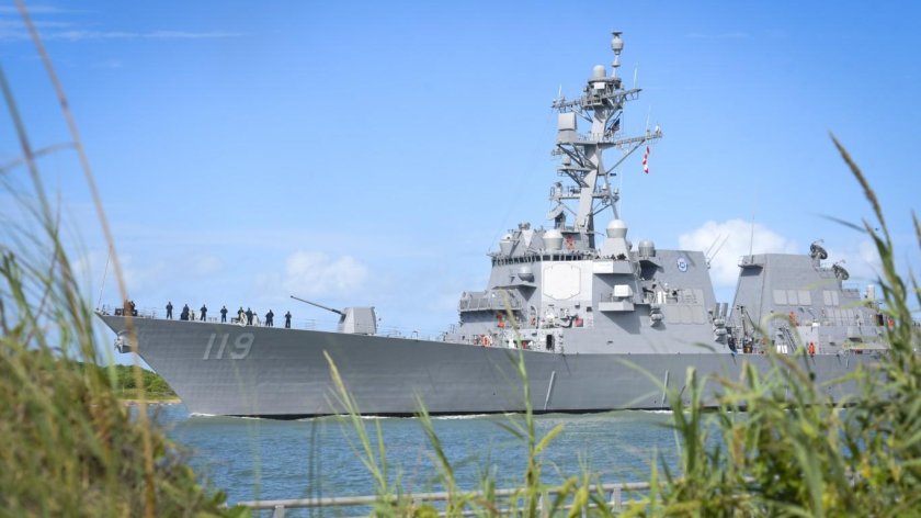 Арли Берк эсминец