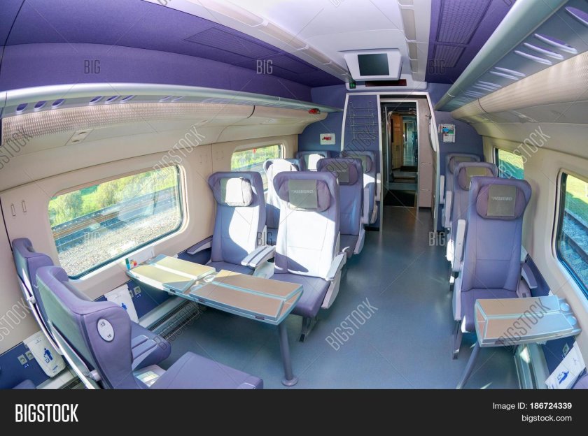 Чайка поезд внутри салона фото